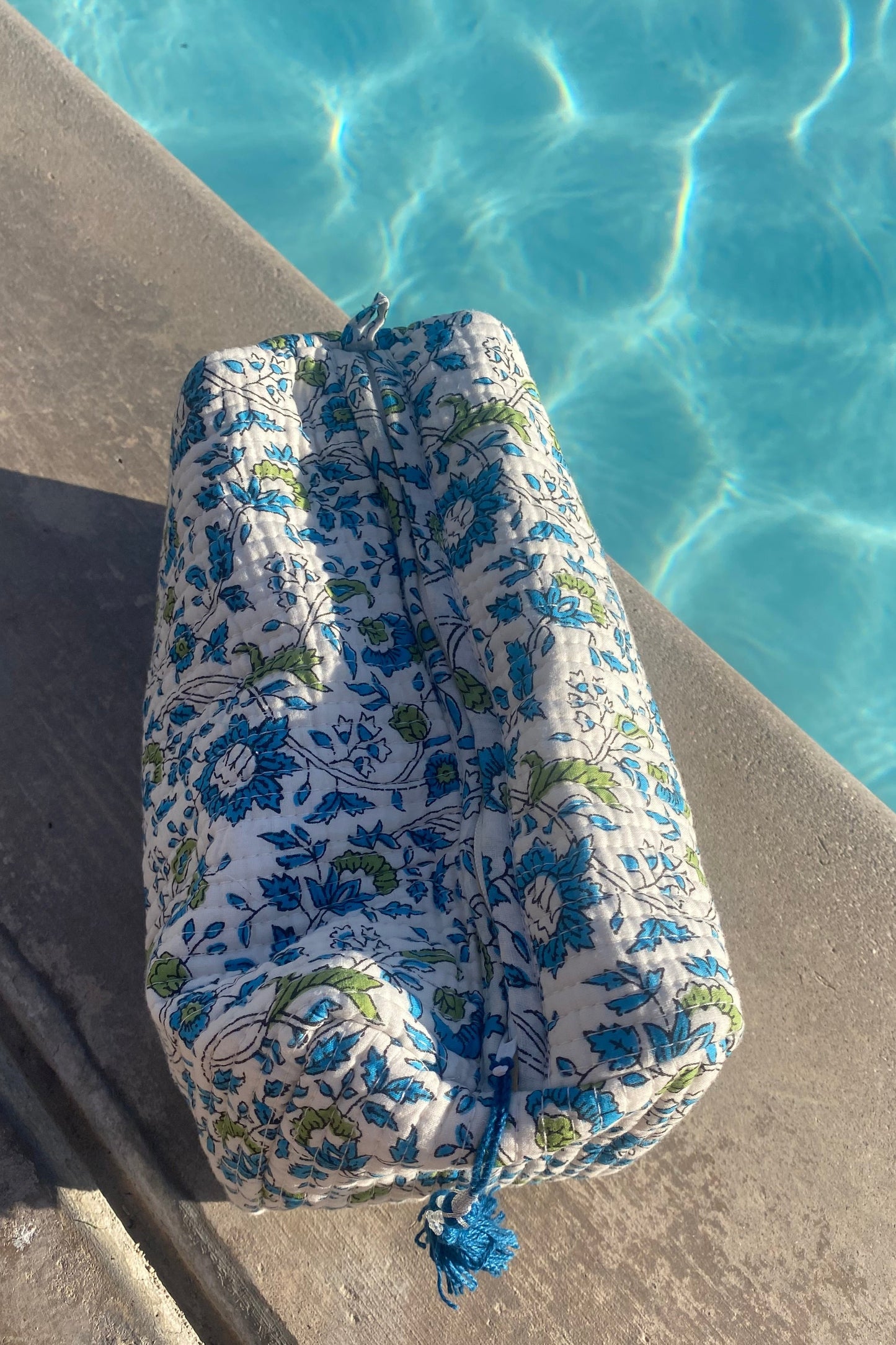 ADELINE FLORAL WASHBAG