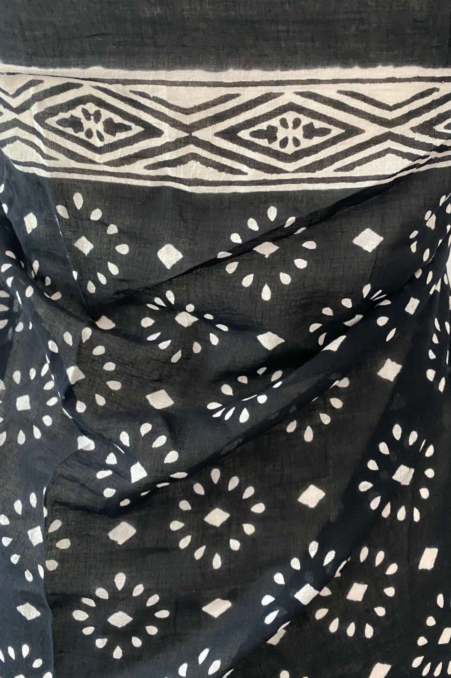 JAIPUR BLACK & WHITE COTTON SARONG
