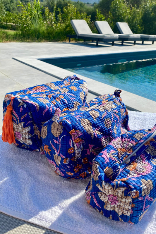 BLUE FLORAL WASH BAG SET