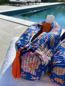 BLUE FLORAL WASH BAG SET