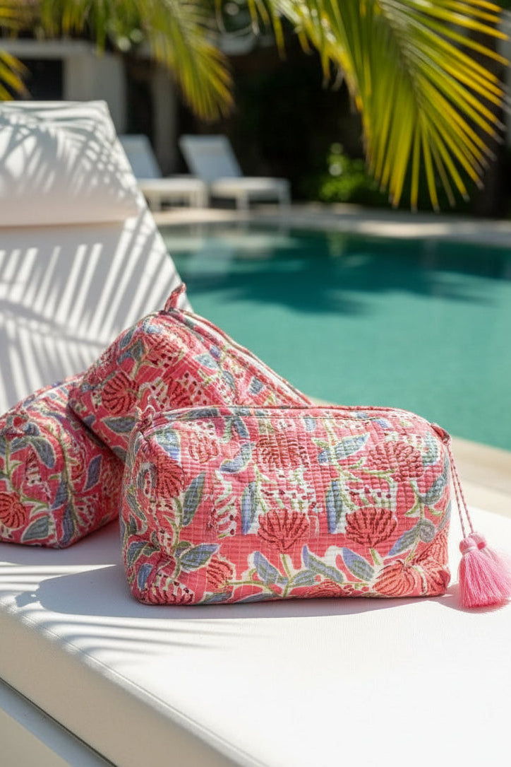 CORAL FLORAL WASH BAG SET